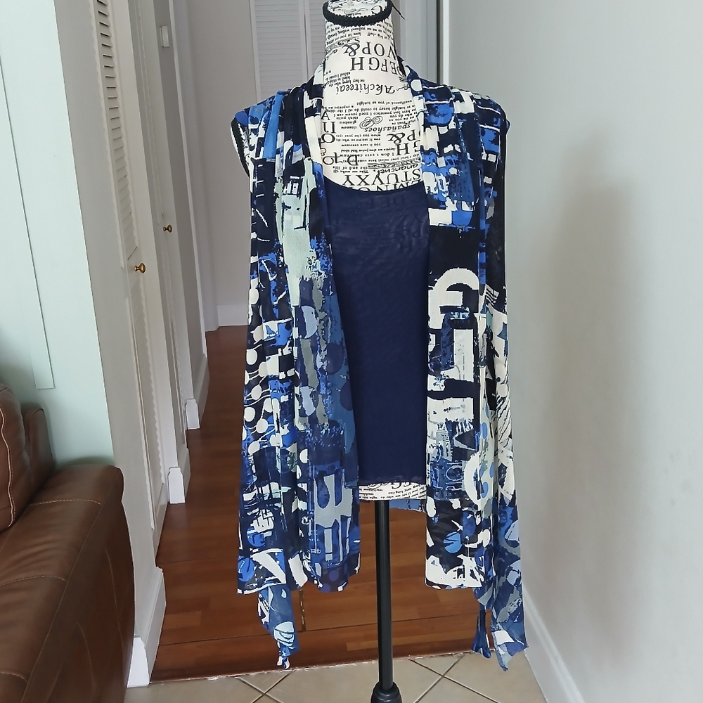 FUZZI Abstract Pattern Sleeveless Cami With Sides Top‎